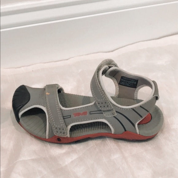 Teva sandals - Picture 5 of 8